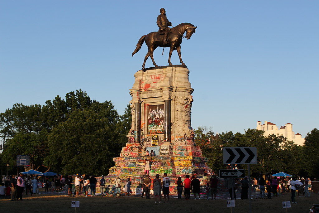 Robert E. Monument